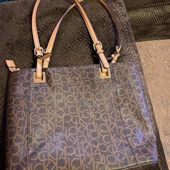 Calvin Klein Purse - Picture 3 of 4